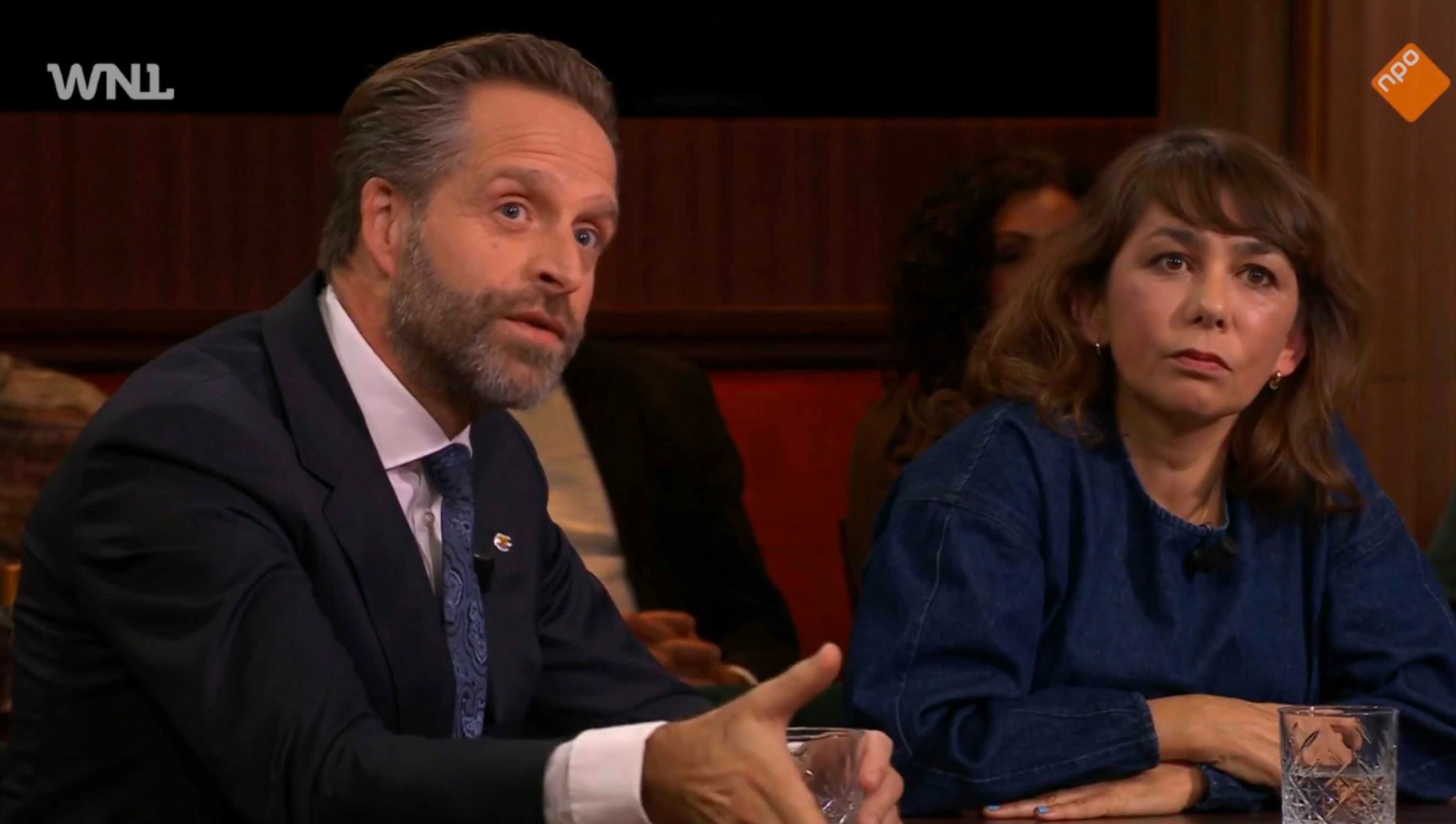 baspaternotte's tweet card. Elk land krijgt de """elite""" die het verdient