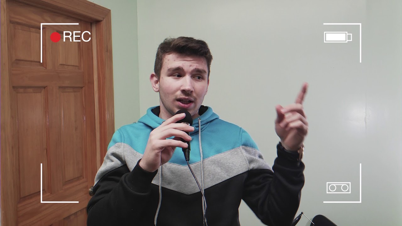 Infinity__Tech's tweet card. The 2018 Smartphone Trend!