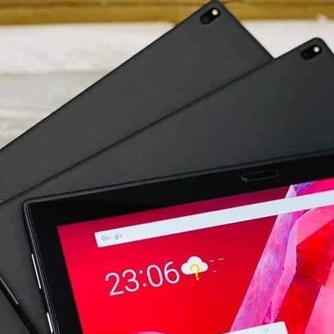 SwiftConections's tweet card. Swift Connections (@swiftconnections) • Instagram photos and videos