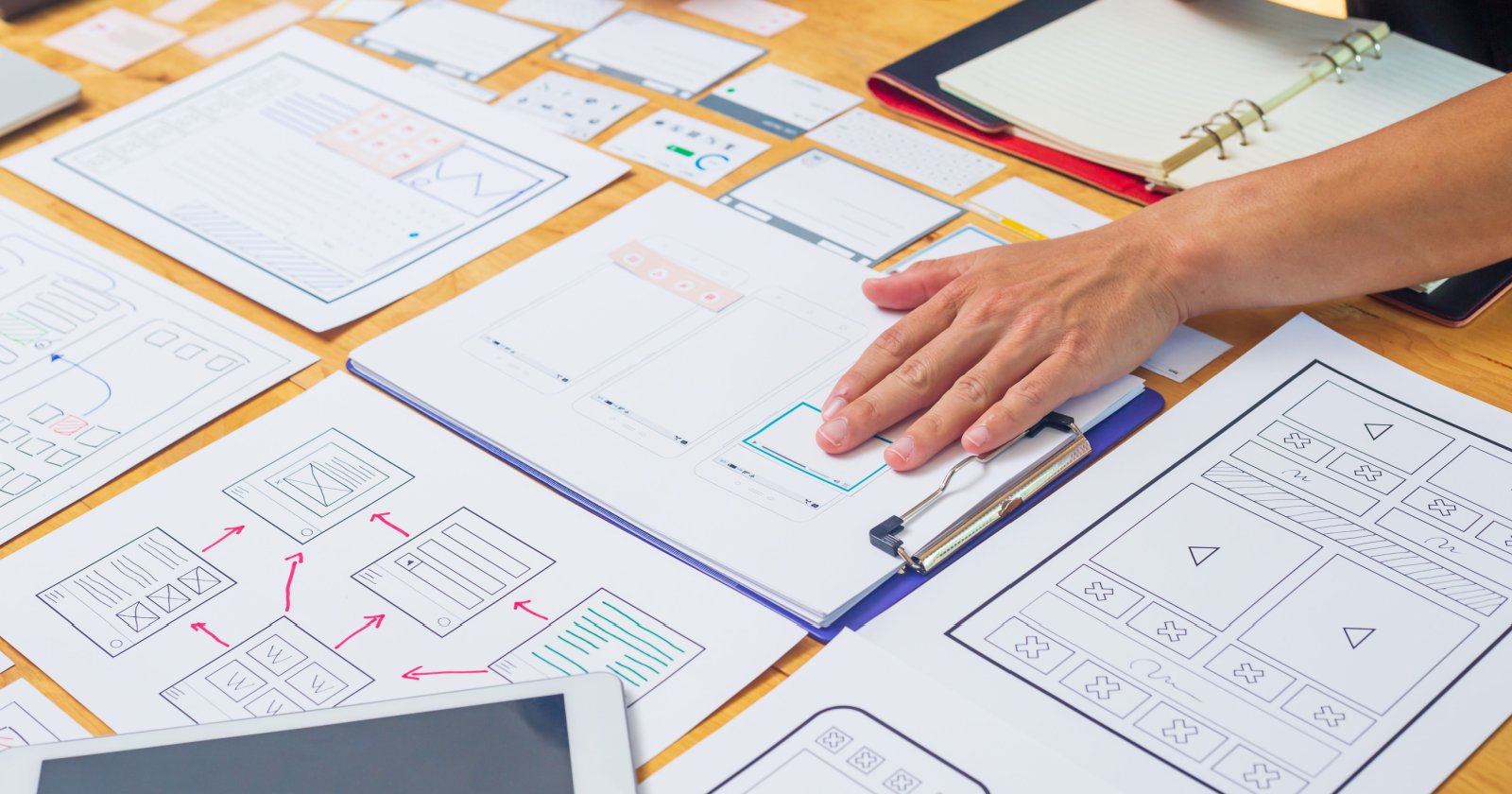 sejournal's tweet card. Drive SEO success with content mapping. Learn how to develop a content plan that converts website visitors from prospects to loyal customers.