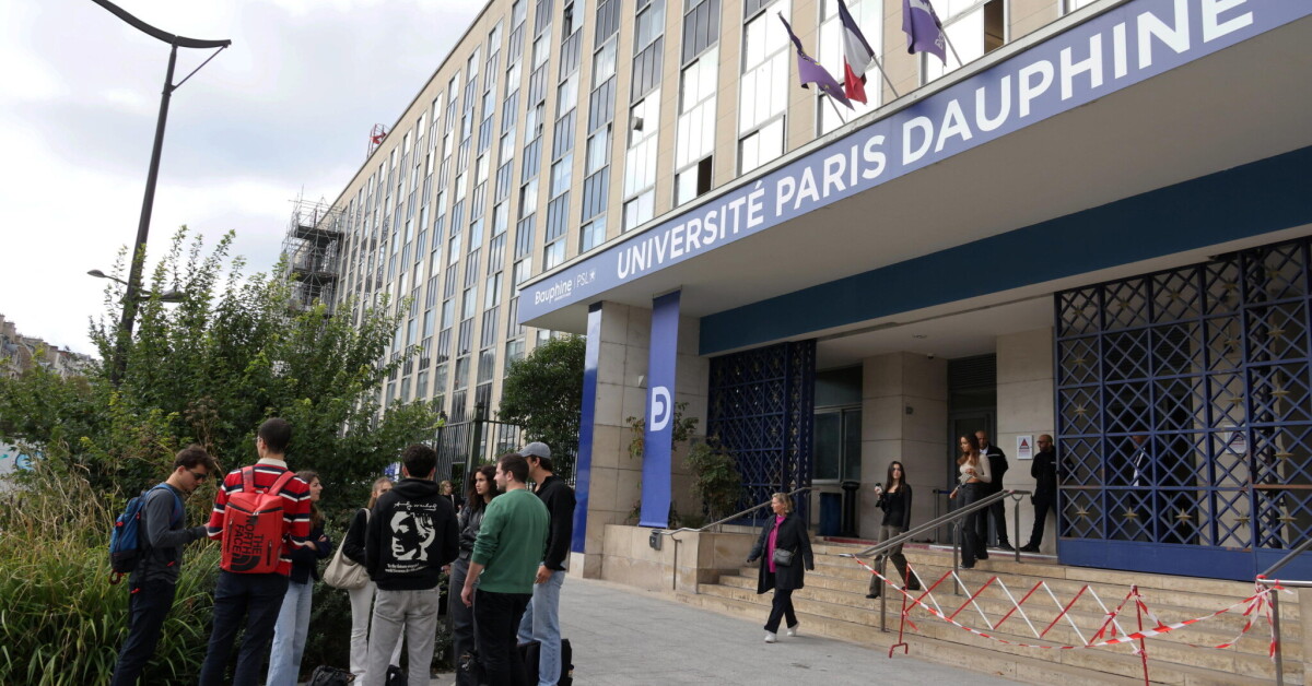 le_Parisien's tweet card. « Nous devons rediscuter du financement de l’État » : les propositions des facs pour sortir de la...