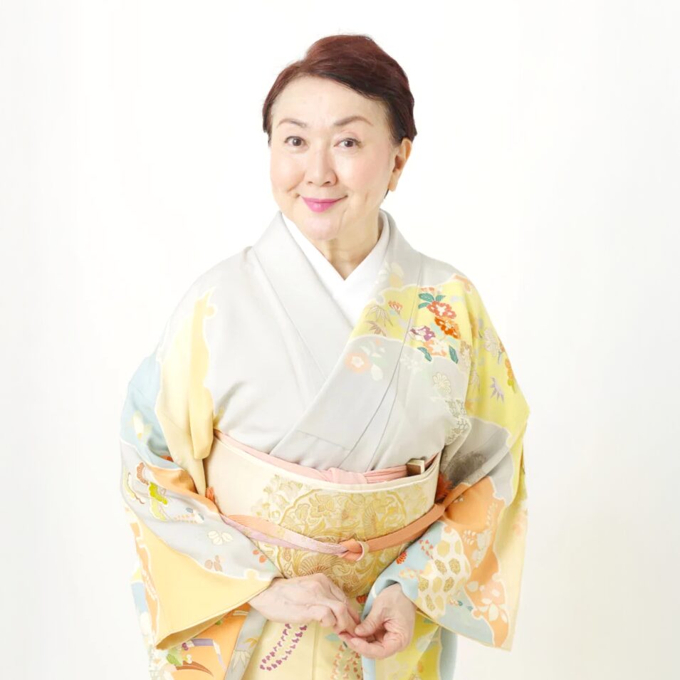 sakae_cc's tweet card. 一時期、絶滅危惧種とまで言われるも、現在、東西合わせて120名を超えるまでになった講釈師。江戸から明治、大正