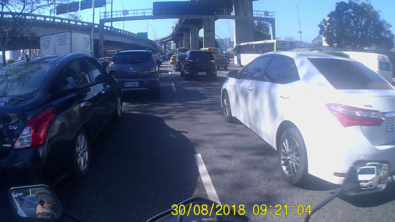 juanlima23's tweet card. CB 300R PRETA -SAMARA- REPETIDAMENTE MAIS UM DIA DA NOSSA VIDA