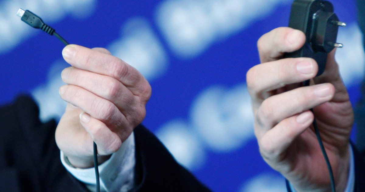 jendudley's tweet card. Charging a smartphone could one day be good for the planet after the creation of a generator capable of turning greenhouse gas to power.