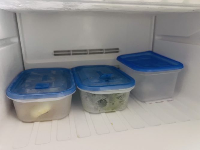 yoyoyow2022's tweet card. こんにちは。昨今、子育て、お仕事、勉強に時間使いたい！疲れ過ぎてお料理を作る気力が出ない！そんなお悩みの方も多くいらっしゃるのではないでしょうか？ そんな方に、超ズボラでお料理する時間があんまり取れない私、尚美が実際に体験した便利な『冷凍食