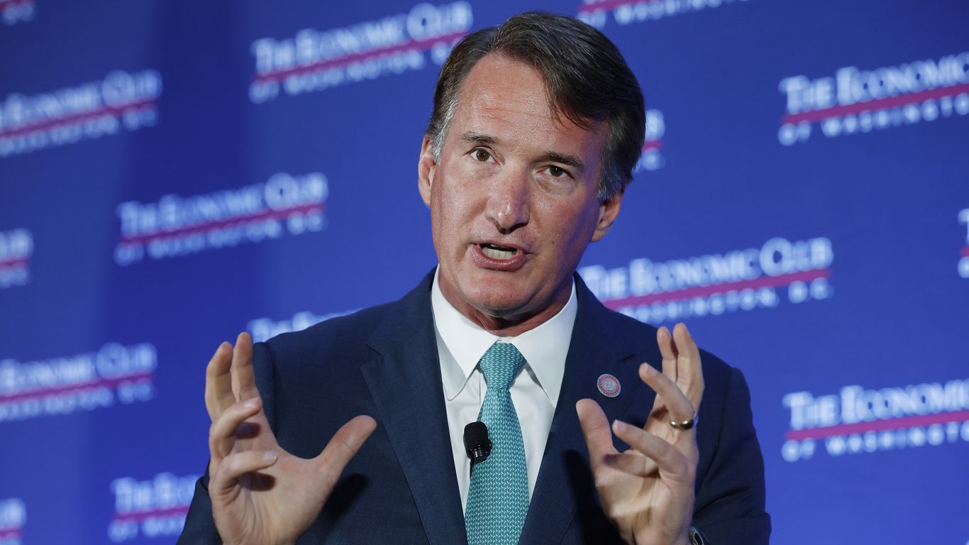 Eugene_Scott's tweet card. An unknown number of people have been wrongly removed from voter rolls because they were mistakenly listed as felons.