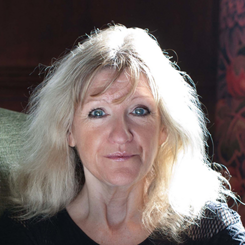 laurenguillette's tweet card. Learning & Behavior - It has been an honor to edit this special issue of Learning & Behavior to recognize the exceptional contributions of Prof. Nicky S. Clayton FRS to the fields of...