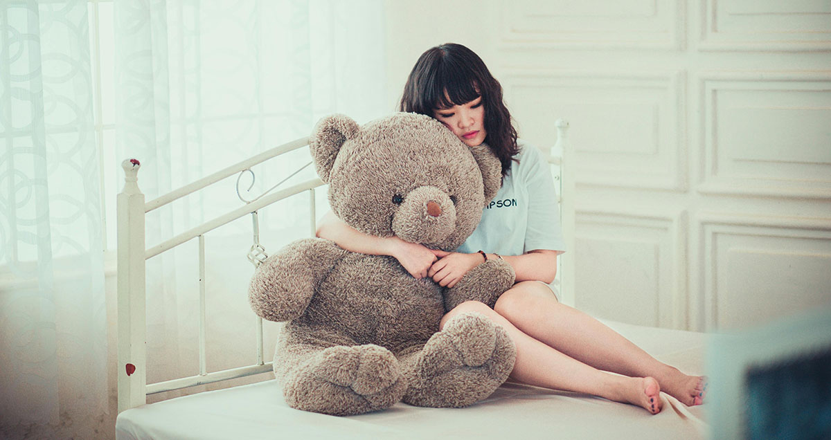 ElenaModelos's tweet card. Un mal día siempre puede ocurrir en tus transmisiones, muchas veces los usuarios no aparecen o no estas ganando lo de siempre.