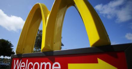 brucepoontip's tweet card. Hannah Robertson tells fast food giant CEO Don Thompson at shareholders meeting that it isn’t fair to target children in its ads.