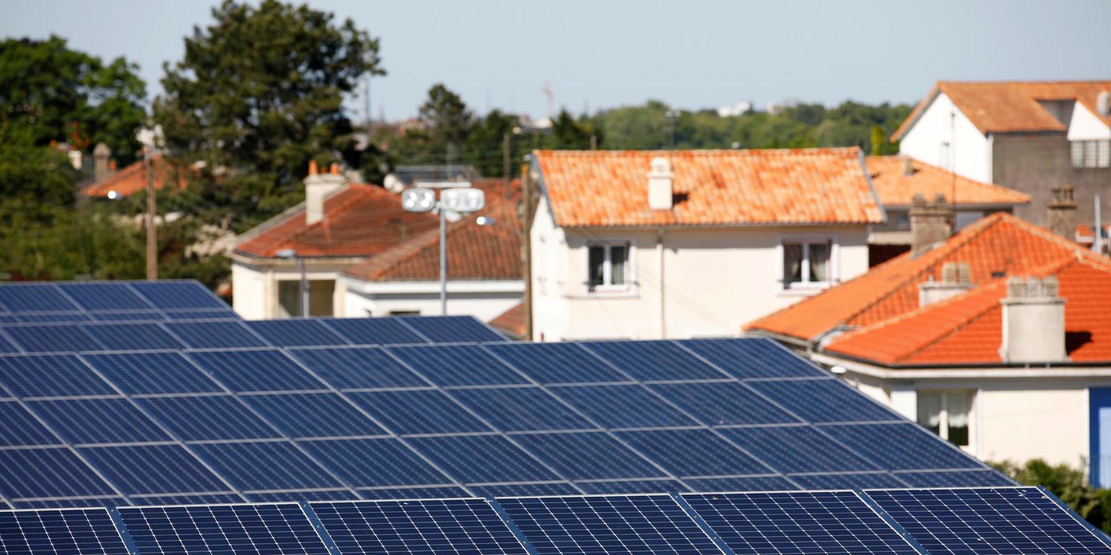 Thierry_G's tweet card. Total and Google Cloud have pooled their expertise to jointly develop an innovative tool, Solar Mapper, which aims to accelerate the deployment of solar panels for individuals (B2C) by providing an...