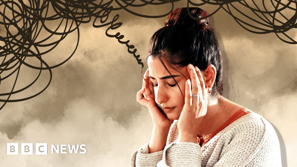 BBCNews's tweet card. It's common to become forgetful or mentally sluggish but there are easy ways to cut through the haze.