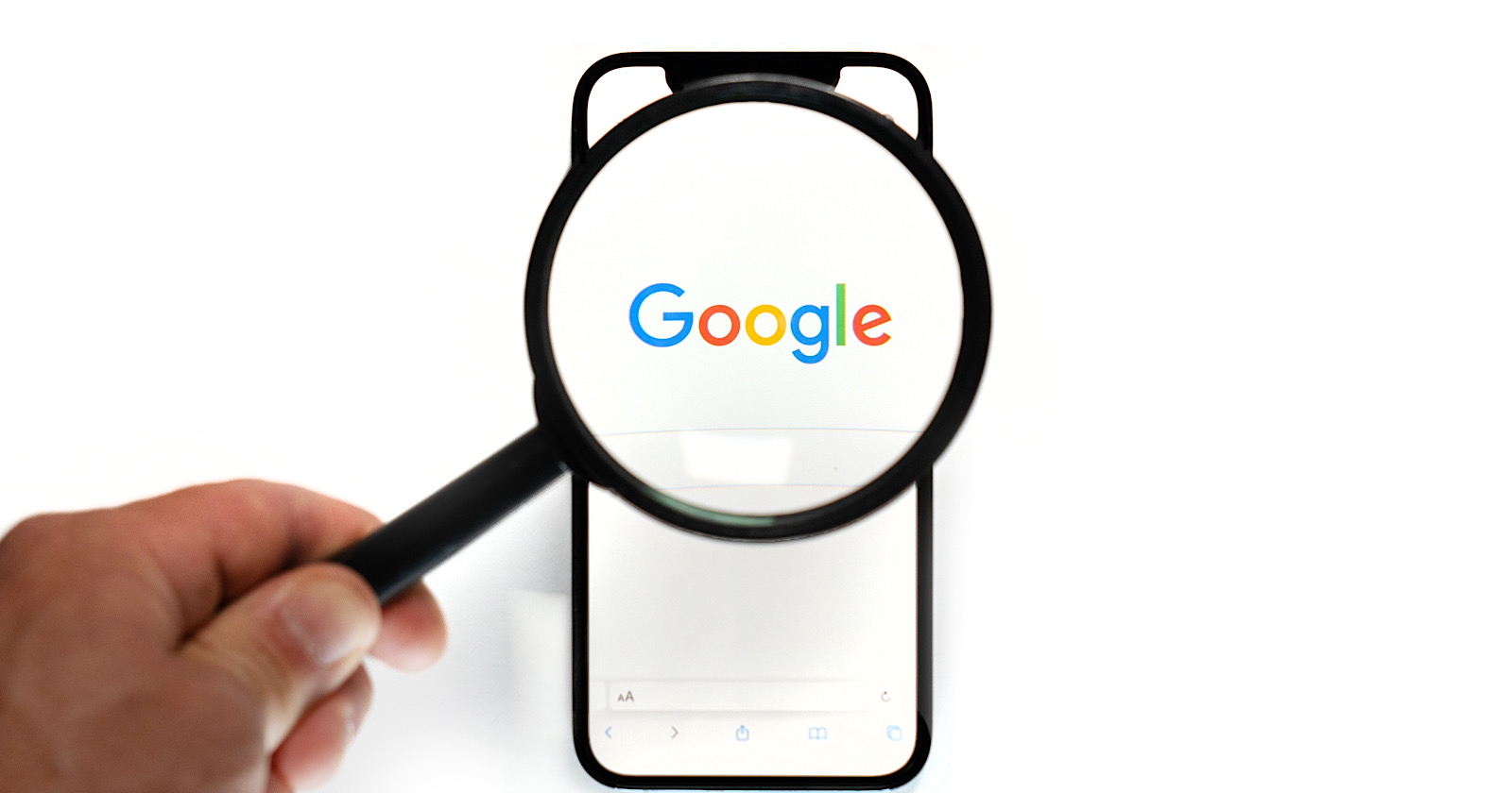 sejournal's tweet card. Google's Search Relations team plans to update their SEO Starter Guide, focusing on debunking myths and modernizing advice.