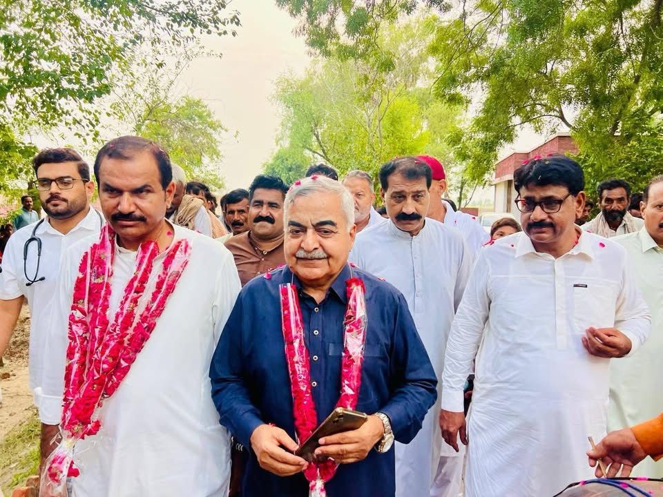 Doc_Chaudhary's tweet card. Alhamdulillah We had the honor of welcoming Chaudhry Nazir Ahmad Arain (Former MNA) and Chaudhry Muhammad Yousaf Kaselia (Sitting MPA) at MNHC 227/EB, Burewala, where they personally inaugurated our...
