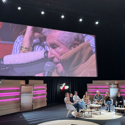 Tweet card summary image