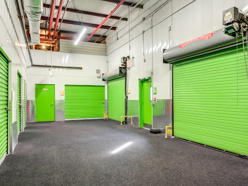 StoragePost's tweet card. Storage Post self storage Fordham Road in Fordham Manor Bronx 10468, offers indoor climate controlled self storage units and convenient drive up access self storage units. We also offer parking for...