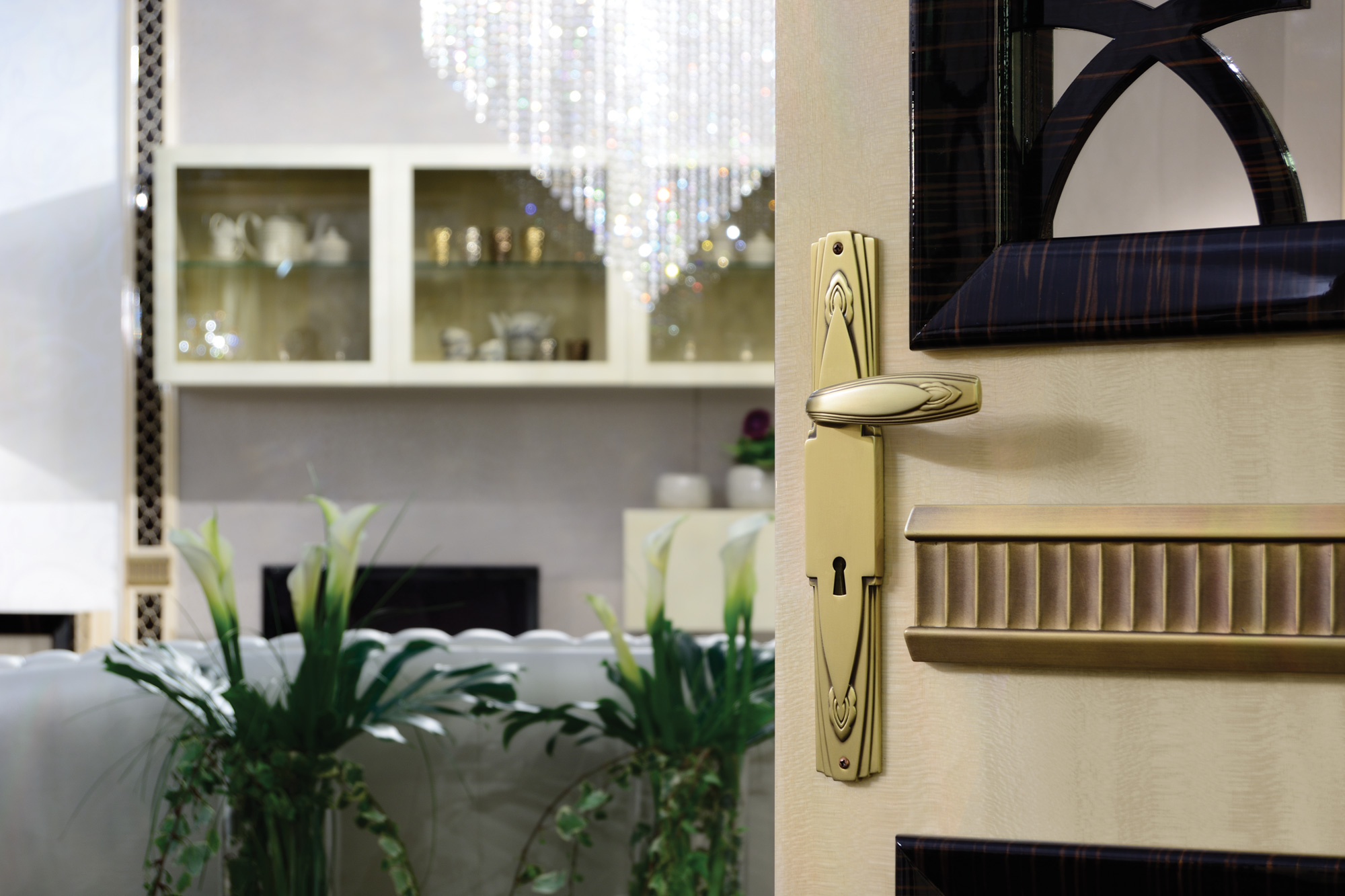 OttimoWeb's tweet card. Scegliere le maniglie all'inizio del progetto evita problemi tecnici, estetici, funzionali e ritardi nella consegna finale.