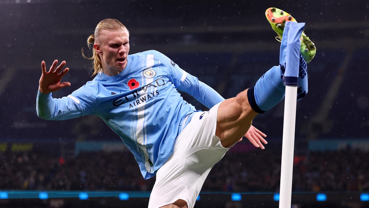 CNETNews's tweet card. The inconsistent Magpies host a City team that appears to be back to its ominous best.