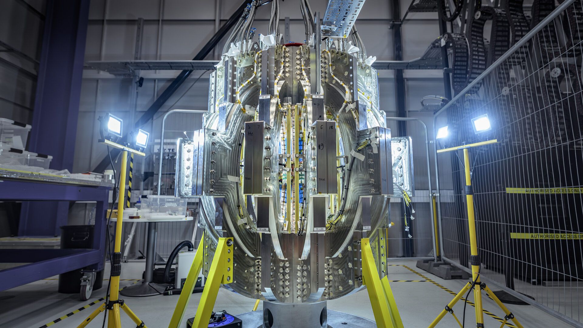 homeispv's tweet card. UK-based Tokamak Energy's Demo4 platform has moved past single-magnet tests to validate a complete HTS system.