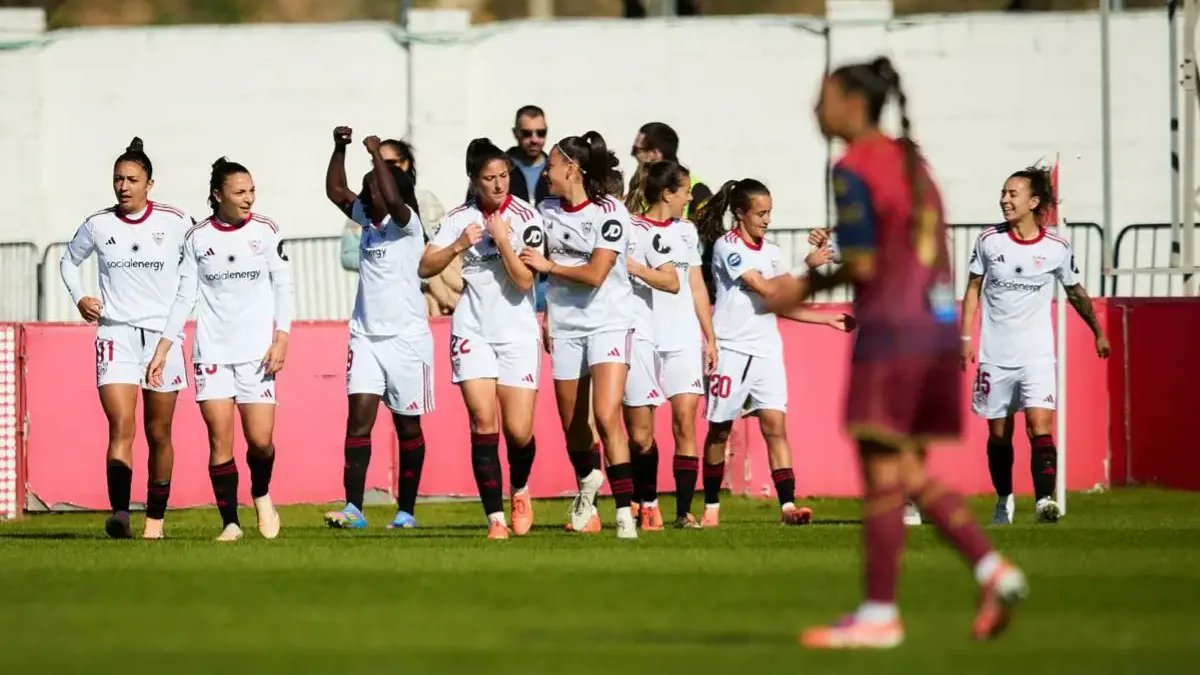 orgullobiri's tweet card. Noticias Liga FC: El Sevilla FC Femenino ganó 3-1 al RC Deportivo ABANCA y suma 20 puntos antes de visitar al Atlético.