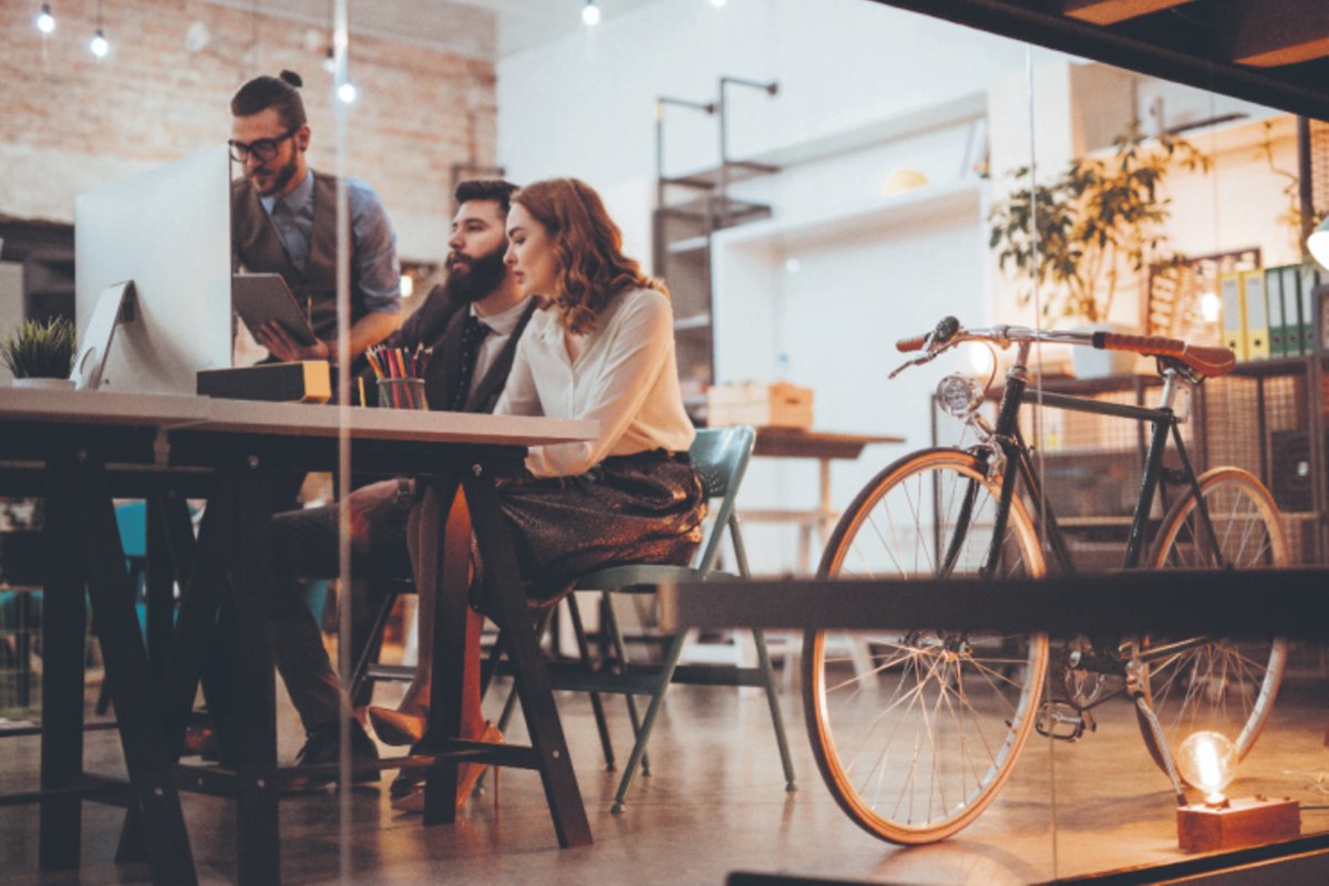 TechLondonAdv's tweet card. Reeves proposed the 'start, scale, stay' mantra with tax incentives and regulatory reviews to make Britain the top place for startups.