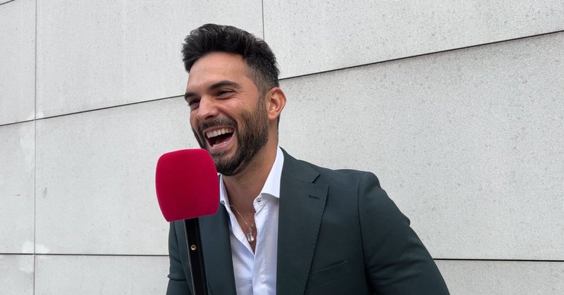 Tweet card summary image