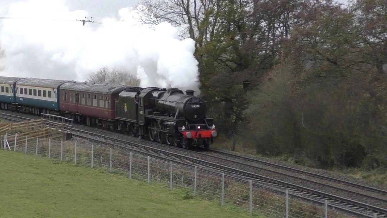 60163alexcol's tweet card. LMS Black Five 44871 ROARS along the Welsh Marches with The Christmas...