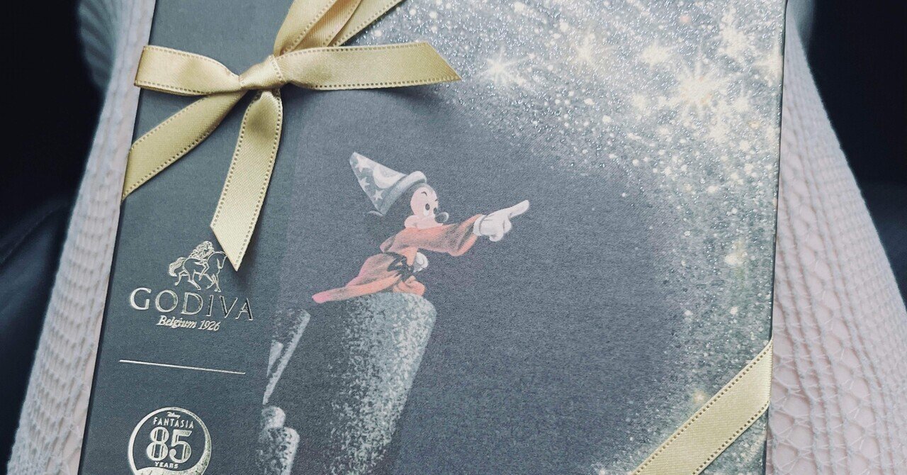 jio__jio__jio's tweet card. こんばんは。jioです⏜ ۫ . ⟡ 土曜日、みんなはゆっくり過ごせてるかな？ 私は喉を安静にしつつ、部屋を片付けたり Netflix を観たりして、ひさびさにゆる〜く過ごせてる°・*:.。 今話題のイクサガミを観始めたんだけど、面白すぎて一気見しそうになっちゃった！役者さんがかっこよくて、気づいたら画面にのめり込んでた！ リンゴ切るの苦手なのに、今日のリンゴはいつもより綺麗に切れた気がする...