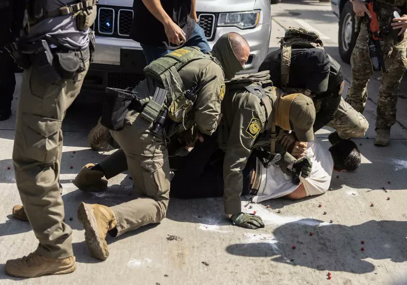 techolay's tweet card. Popüler oyunların içinde yeni bir dijital aktivizm dalgası yükseliyor. New Save Collective adlı 13 kişilik bir ekip, Grand Theft Auto V’in rol yapma