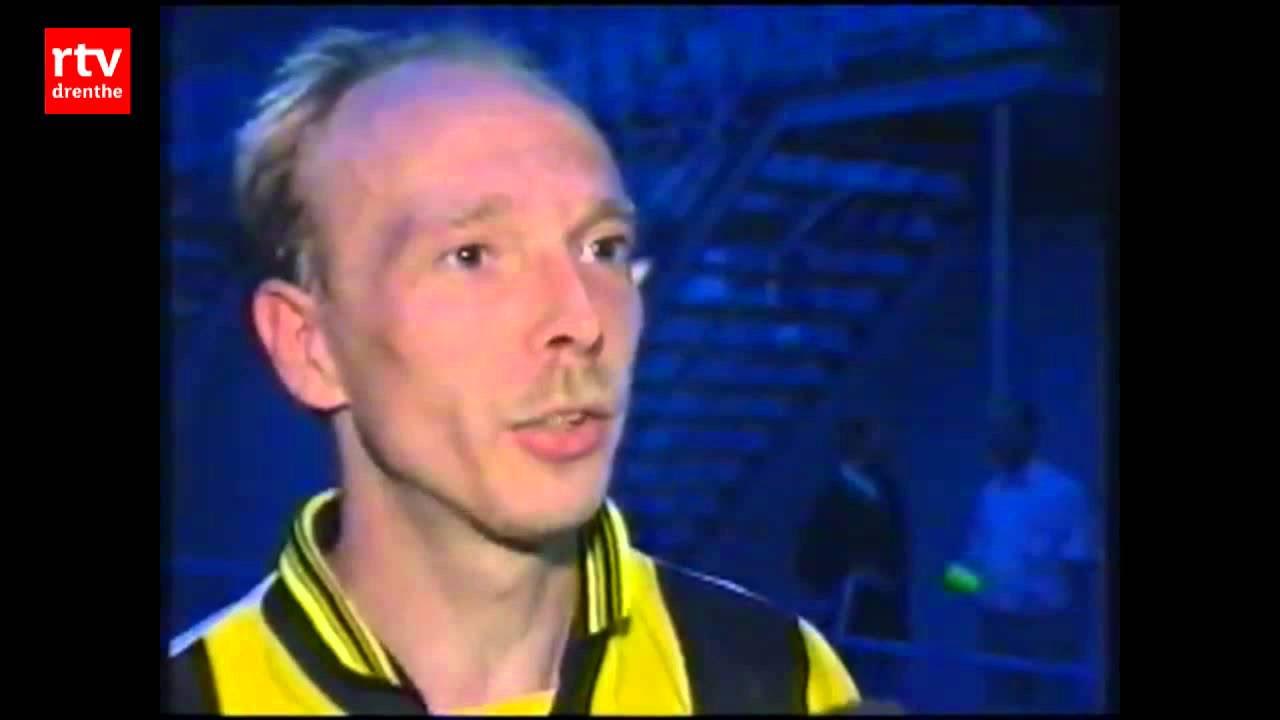 JaapStalenburg's tweet card. 'Joop Gall: de nieuwe Blatter?'