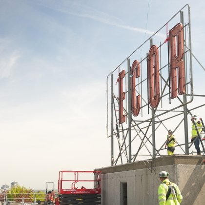 Tweet card summary image