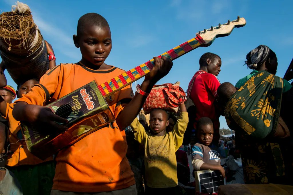 Inc's tweet card. The intersection between tech and human rights.