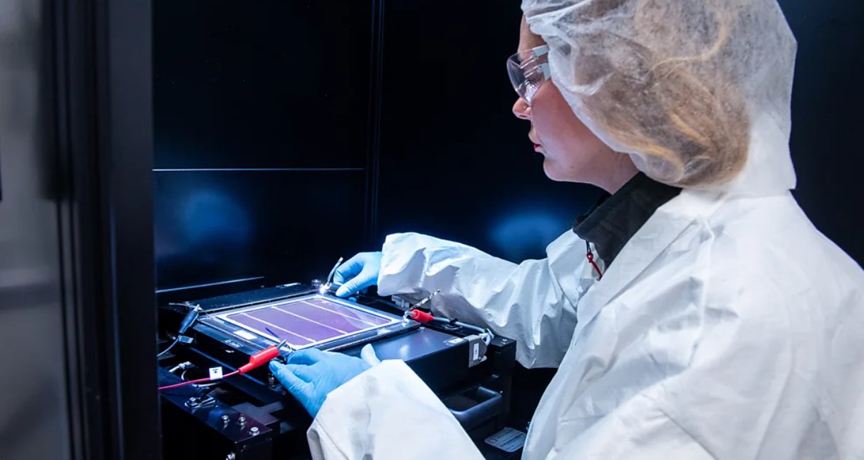 ChaTTaBox_Com's tweet card. The next big leap in US renewable energy could come from perovskite solar panels, promising higher efficiency and lower costs than silicon. With American clean energy startups like Oxford PV and...