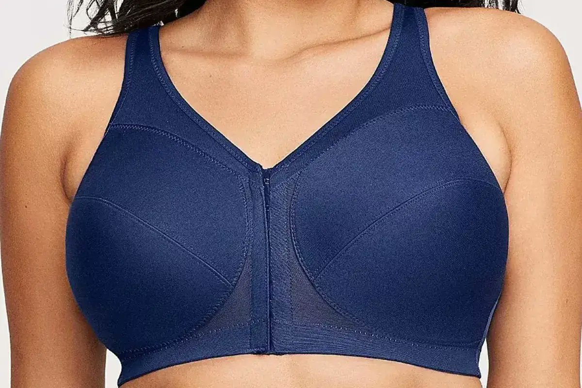 TCFStyle's tweet card. Shopping for a full figured bra? Check out our list and a couple of tips. Just because you've got a big bust, doesn't mean you can't find comfort!