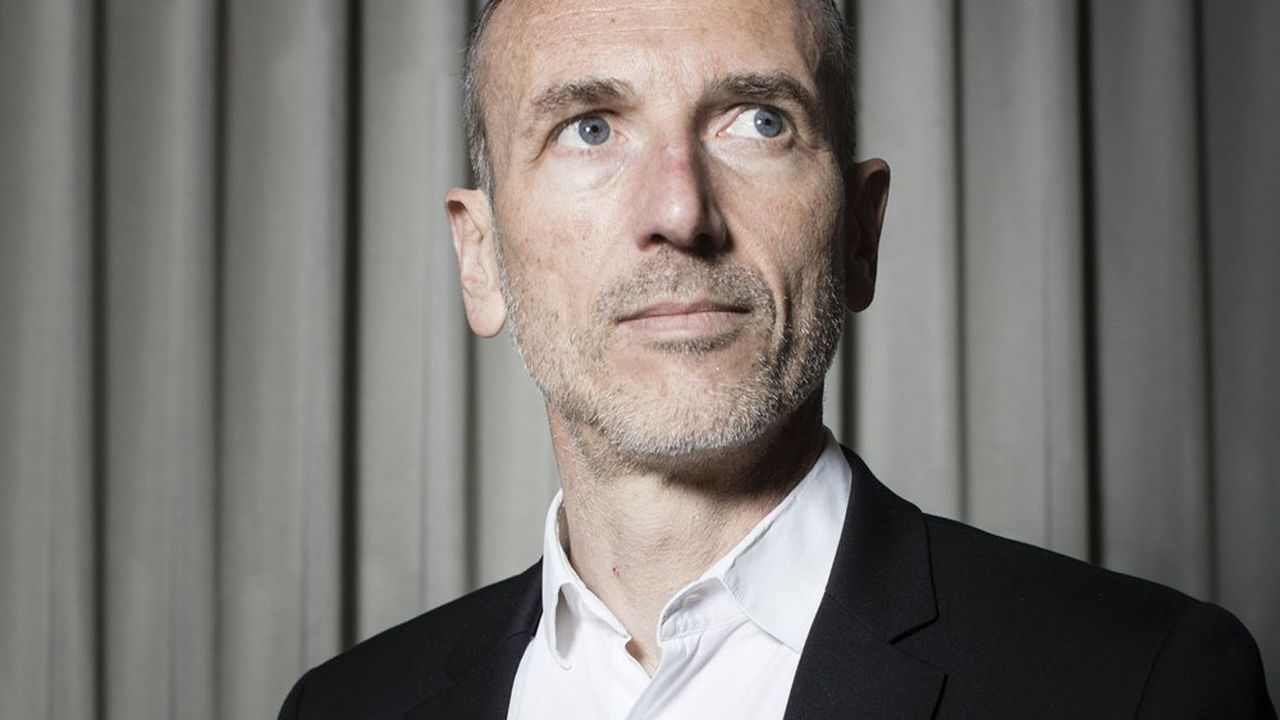 EmmanuelFaber's tweet card. Pour la première fois depuis son éviction au mois de mars, l'ancien PDG de Danone parle. Il estime avoir été victime d'une campagne ad hominem, considère que le conseil d'administration du géant...