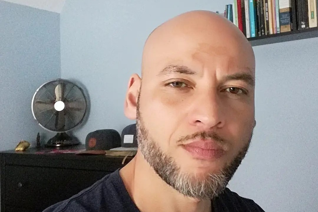 changemh_'s tweet card. Antony has been living with PTSD for as long as he can remember, but now he is taking great steps to improve his mental health and look after his wellbeing.