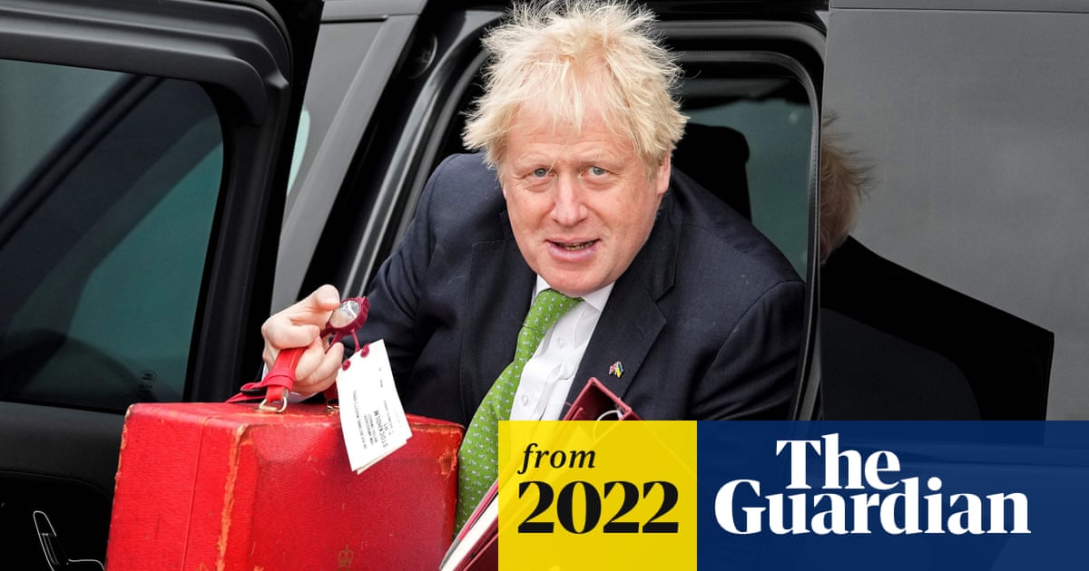 GarethLibDem's tweet card. PM calls for return to offices, saying it makes staff ‘more productive, more energetic, more full of ideas’