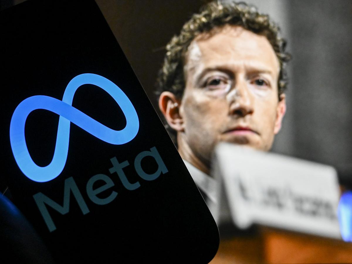 NimbleAtWork's tweet card. Meta employee performance will be assessed by AI-driven impact starting in 2026, as the company prioritizes AI adoption across its workforce.