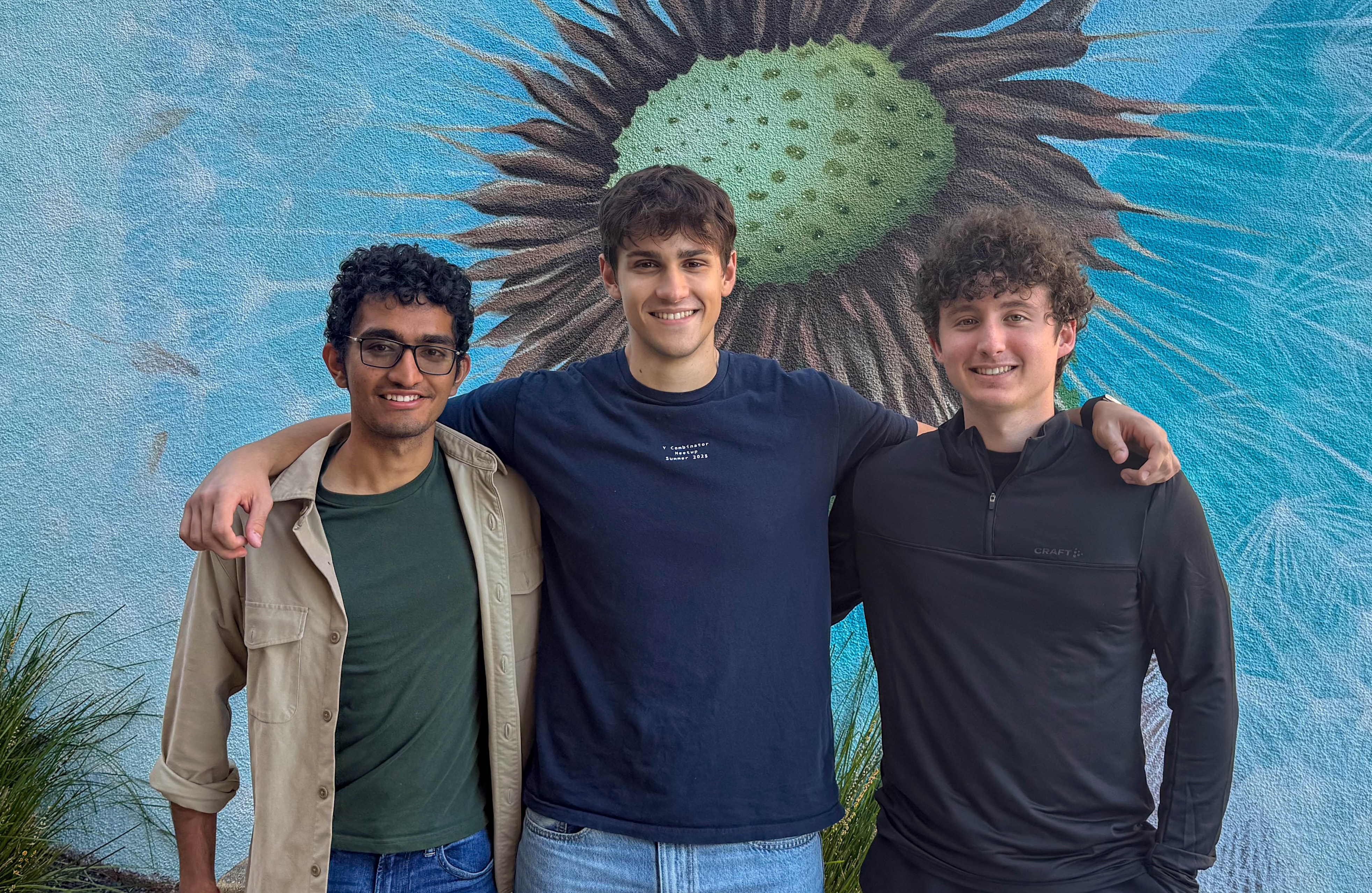 ycombinator's tweet card.