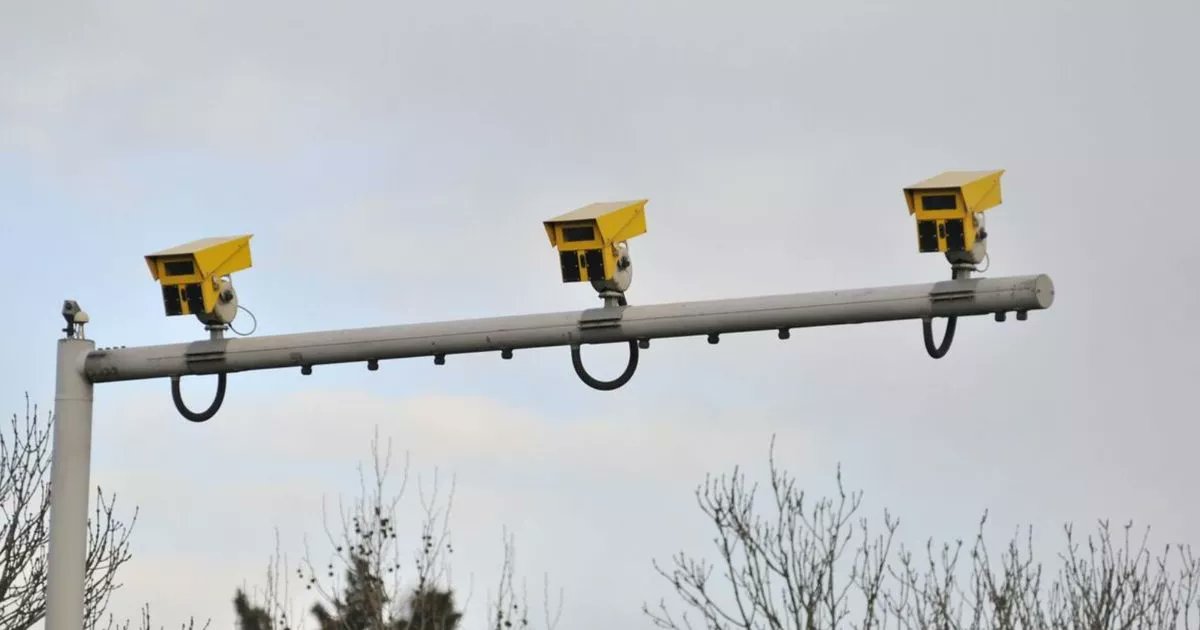 birmingham_live's tweet card. Oxfordshire County Council has begun putting up cameras and changing road signs ahead of the congestion charge.