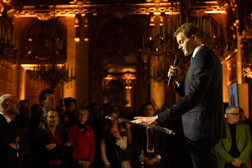 fluidstack's tweet card. L’entreprise britannique opérera les serveurs du data center d’un gigawatt prévu pour 2026 dans le nord de la France. Fluidstack appartient à une génération de nouveaux acteurs du cloud, spécialistes...