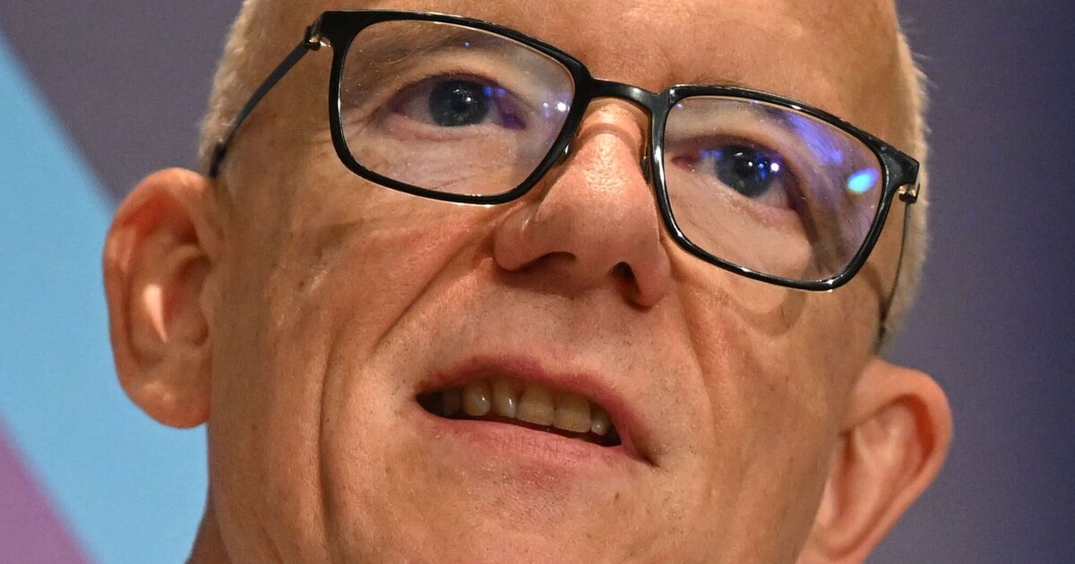 Jobaldwintrott's tweet card. The force has admitted that for many years it has not been sufficiently ruthless at weeding out rogue officers and "the wrong decisions were made too often".