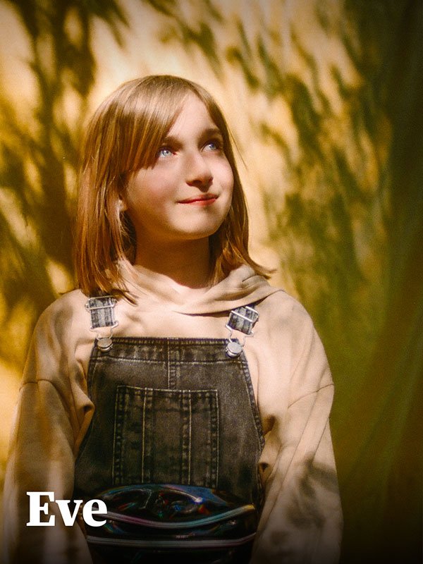 DocuStorm's tweet card. Tinkers Bubble is one of the oldest off-grid communities in the UK. In this space the community members grow their own foods, live sustainably and as