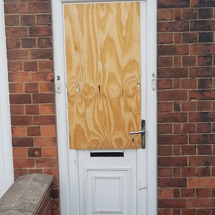 Tweet card summary image