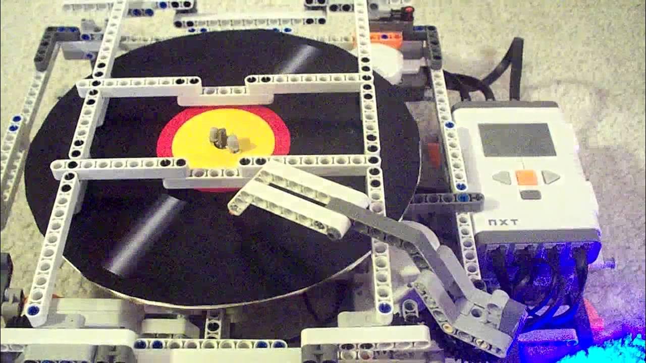 LEGORobotics1's tweet card. Mindstorms NXT 2.0: NXT Turntable