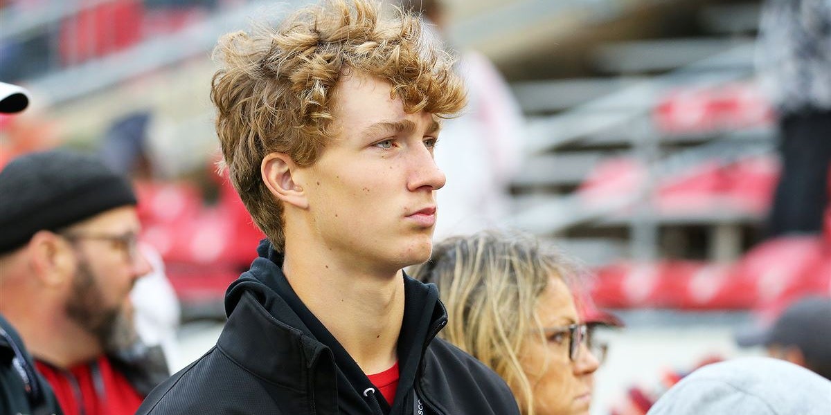 CycloneAlert247's tweet card. Priority LB target Pierce Mooberry excited for CyHawk game visit