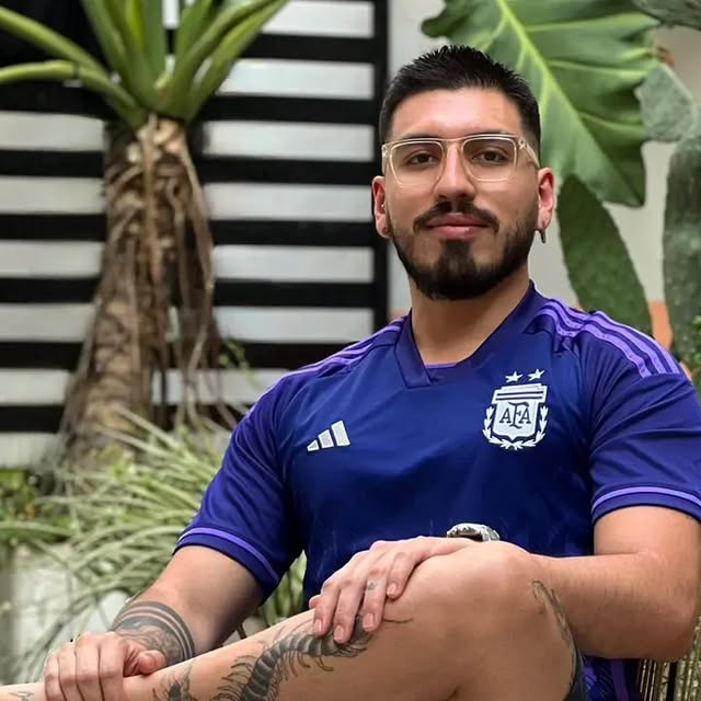 osoriov_david's tweet card. David OV (@david.ov.off) • Instagram photo