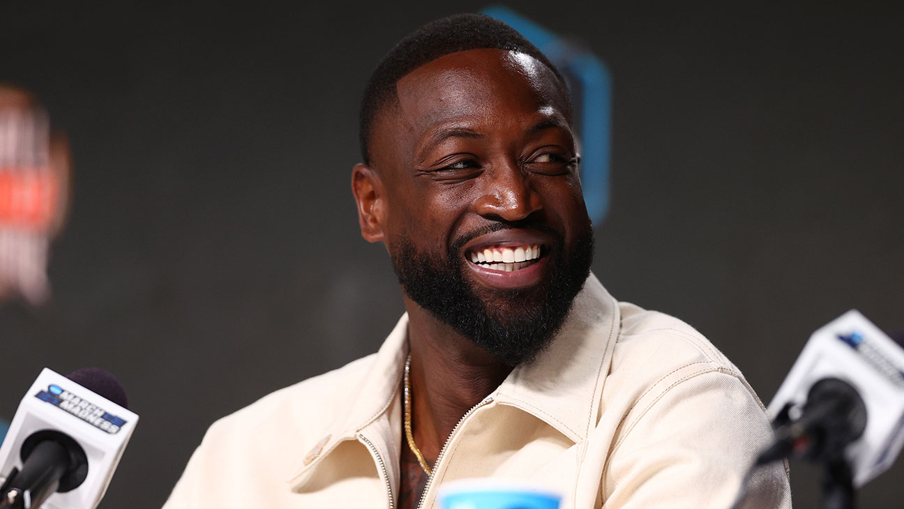 THR's tweet card. The new podcast, out Jan. 17, will feature interview between the former Miami Heat player and athletes, musicians, entrepreneurs and more.