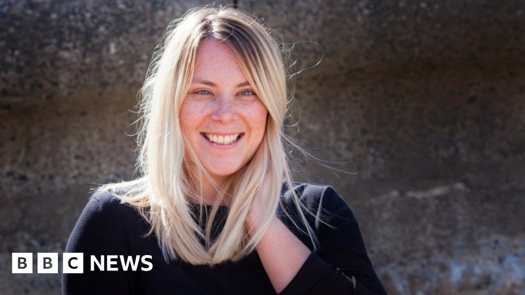 BBCNews's tweet card. Freelance gig economy workers say they cannot survive on the support offered by the government.