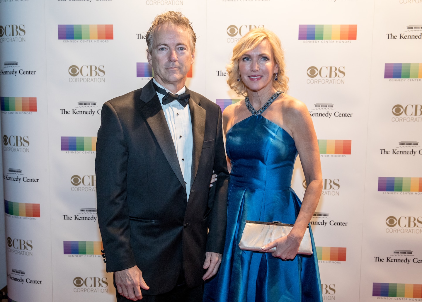 CREWcrew's tweet card. The February 2020 purchase's disclosure Wednesday was at odds with the 45-day deadline set forth by a federal law designed to combat insider trading.