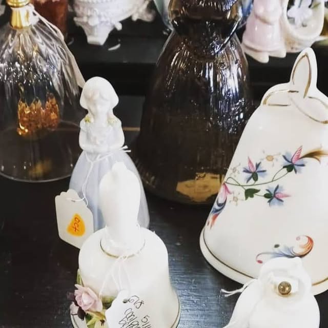 dcharnecod's tweet card. Darlene C (@2_sisters_design) • Instagram photos and videos